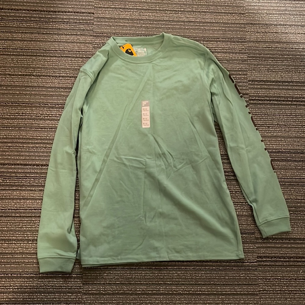 Never been worn carhartt
